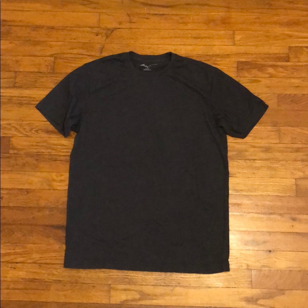 Eddie Bauer Solid Gray Short Sleeved Tee Medium